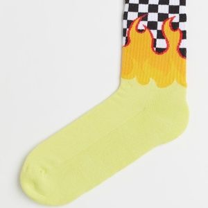 H&M Yellow Flames / Checkered Fun Socks  Mens SZ 7.5-9